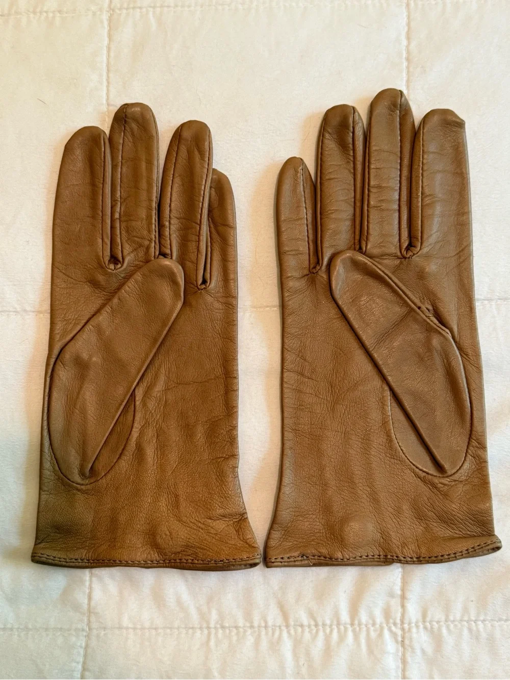 NOS Fratelli Orsini Women’s Camel Color Leather Driving Gloves - Classic Style